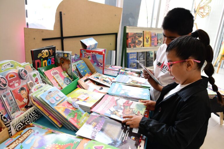 FERIA DEL LIBRO:DÍA 1