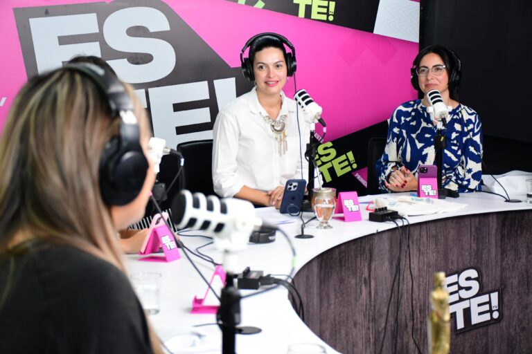 MUJERES SANTARROSINAS EN PRIMERA PERSONA