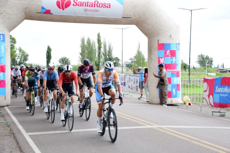 DOMINGO A PURO CICLISMO EN SANTA ROSA