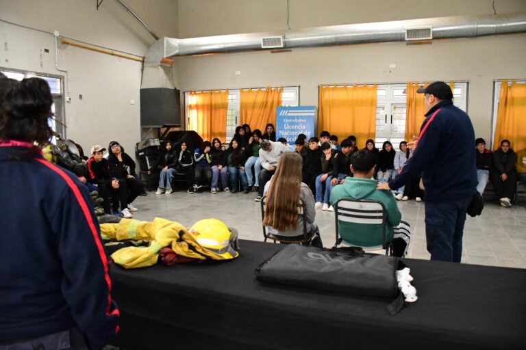 SANTA ROSA PROMOVIÓ LA CONCIENCIA VIAL EN EL DÍA DE LA SEGURIDAD VIAL